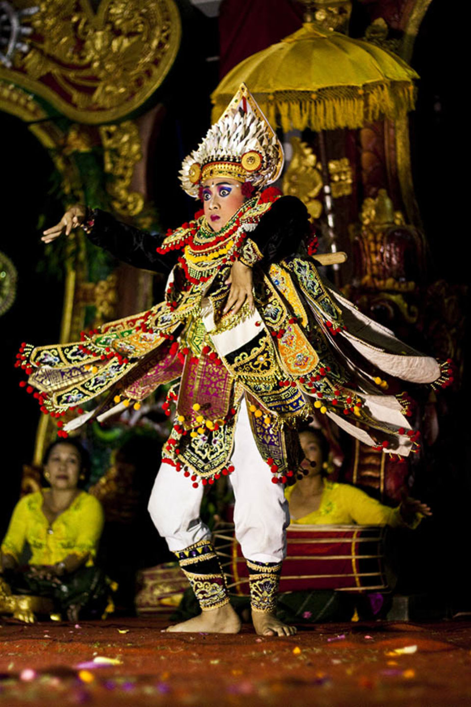 Traditional Balinese dancer in Ubud