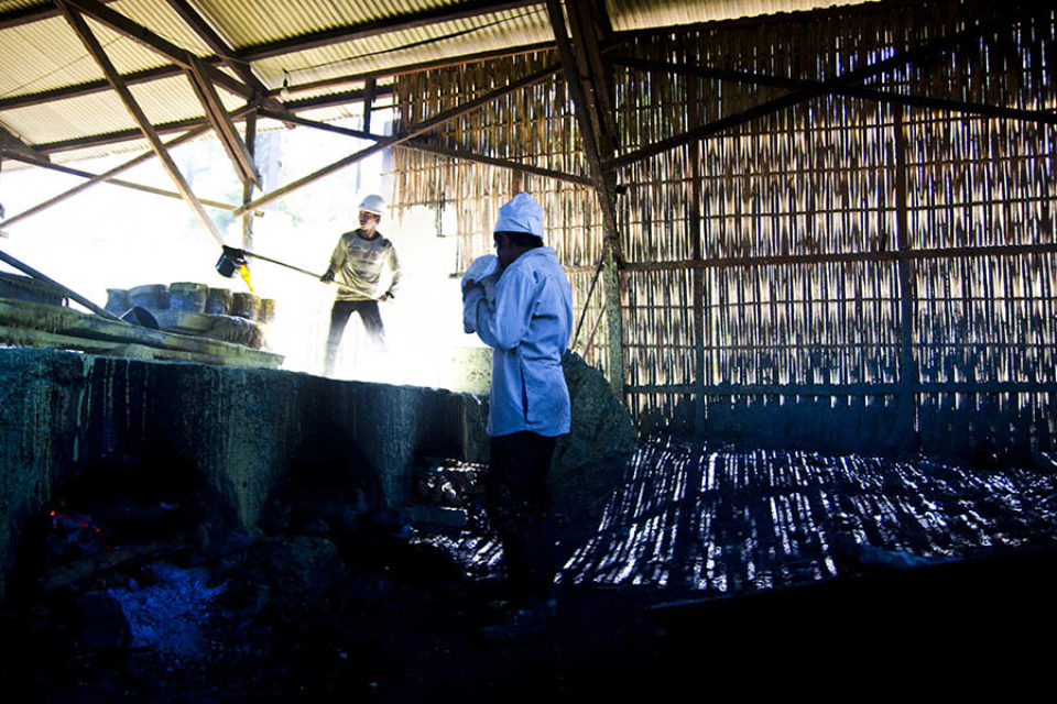 Sulphur processing