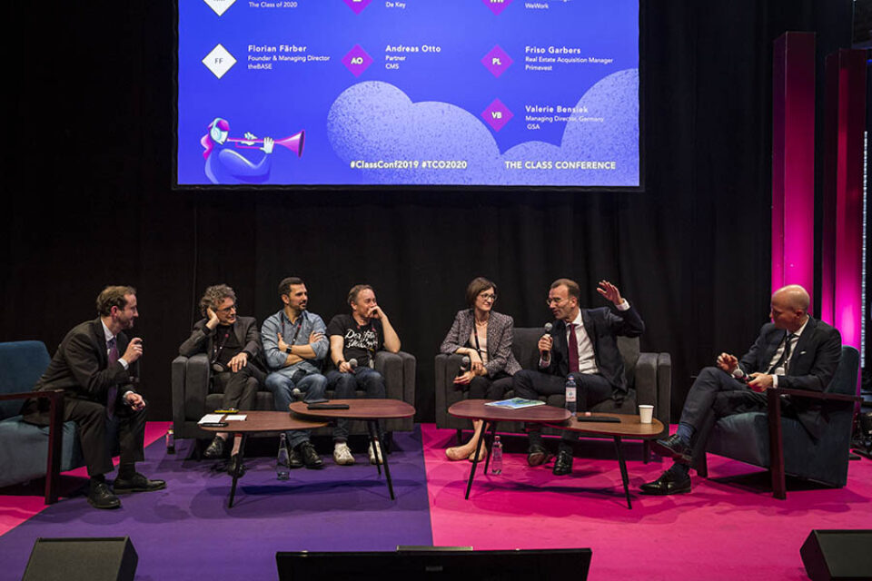 Event panel onstage
