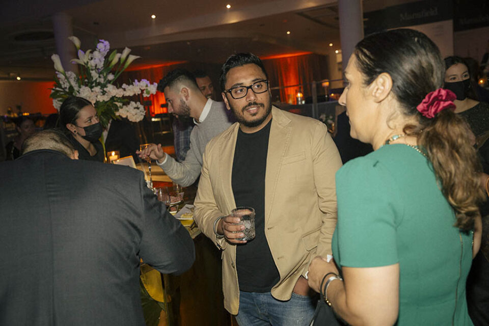 Event guests networking, Montreal event photography