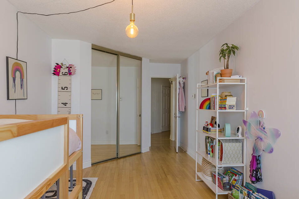 Colourfully decorated children's bedroom