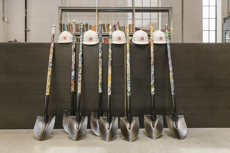 Spades and construction helmets, Montreal event
