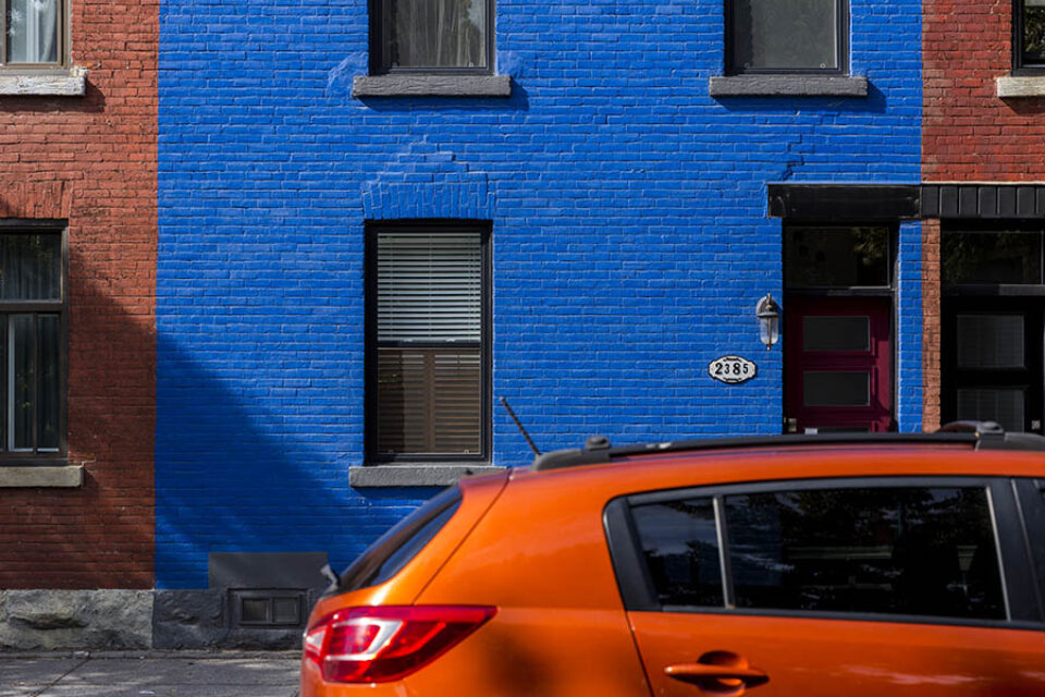 Colourful car and colourful walls