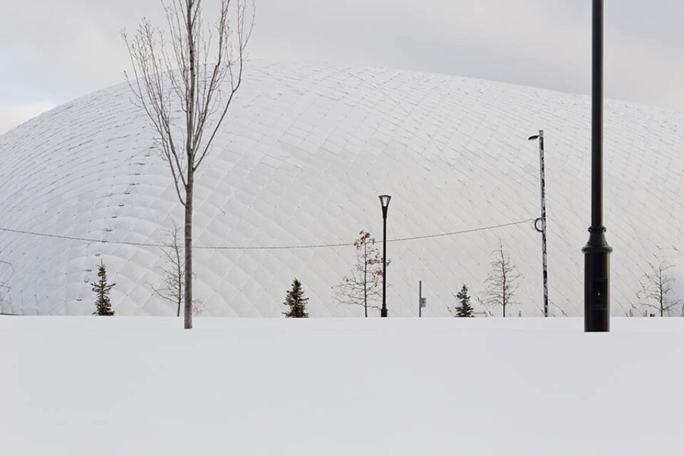 Colisee Jean-Beliveau in winter