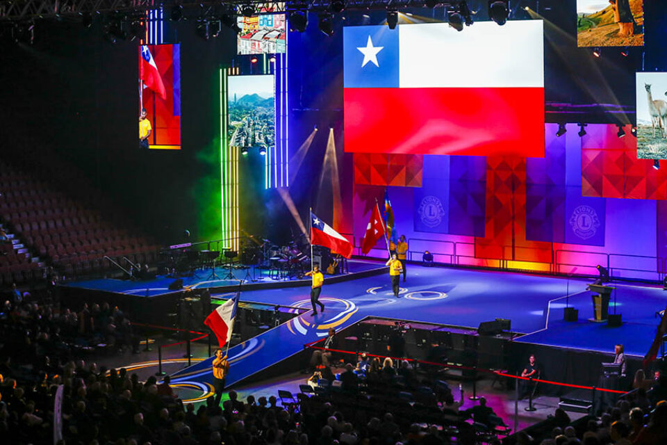 Chilean flag displayed at Montreal convention