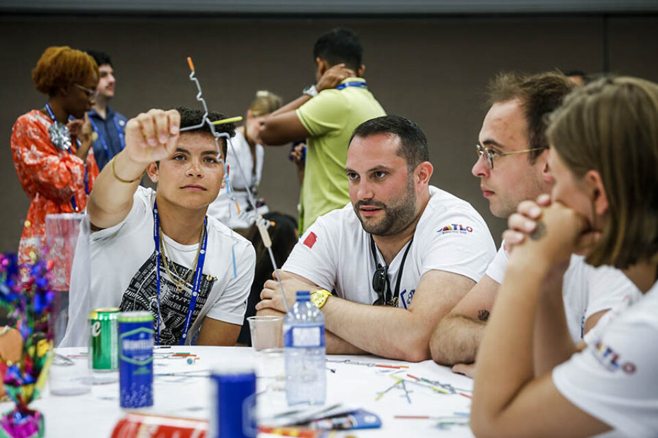 Young convention delegates play a game in Montreal