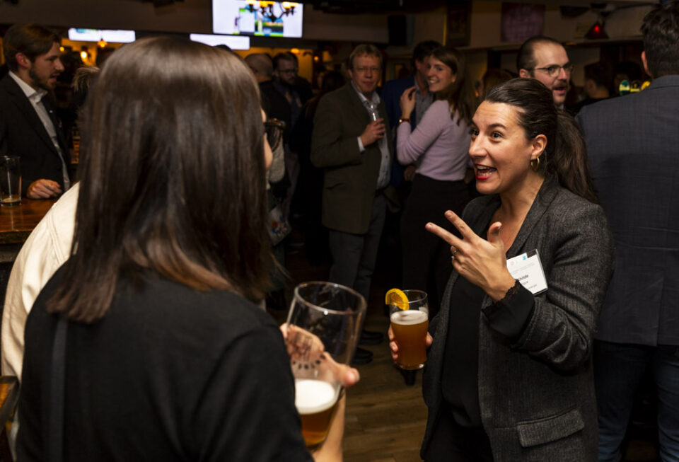 Corporate event guests, Montreal networking event photography