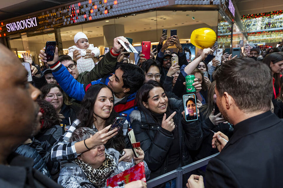 Toronto event photographer image of Michael Bublé interacting with fans