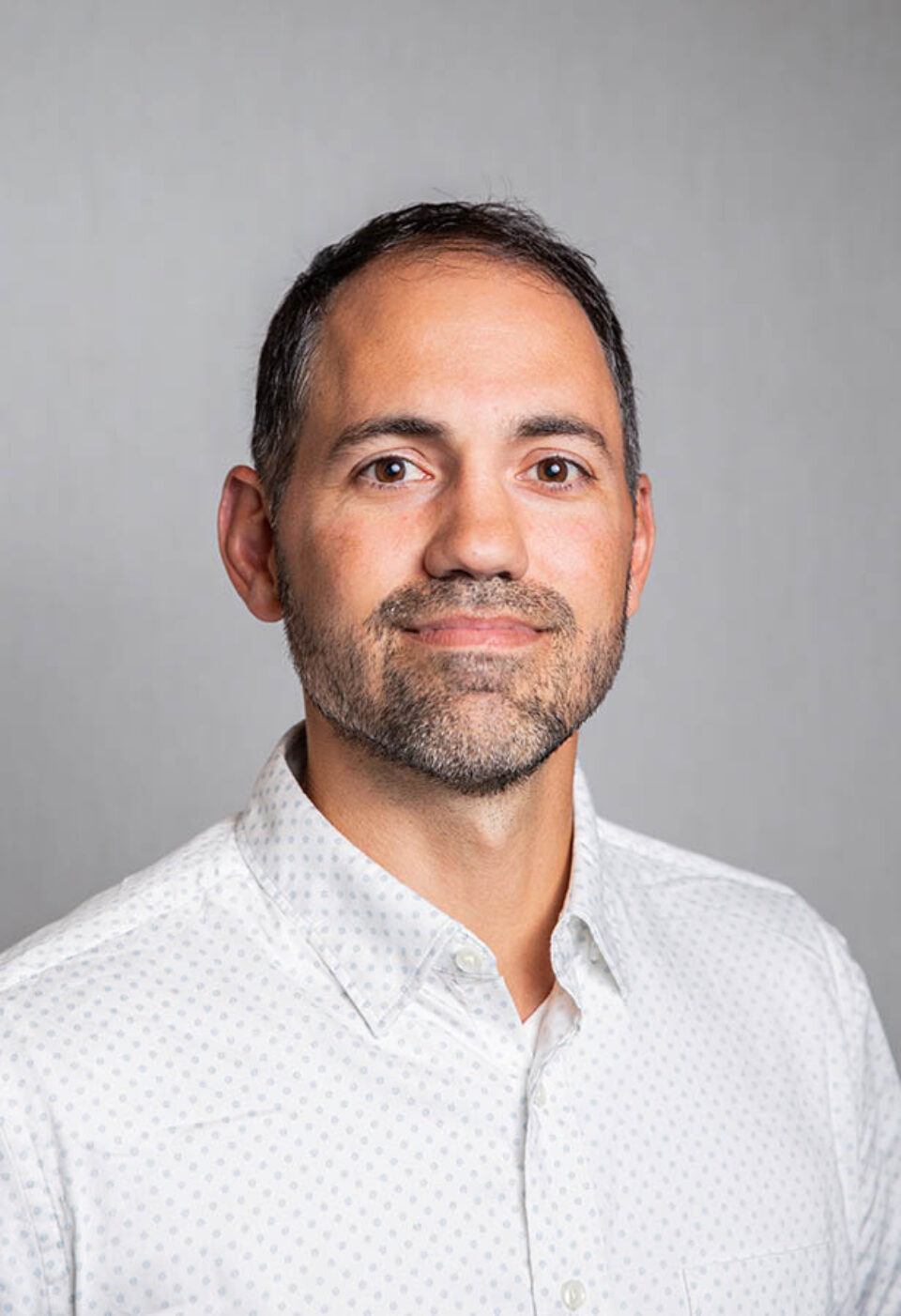 Business headshot, by Montreal-based photographer