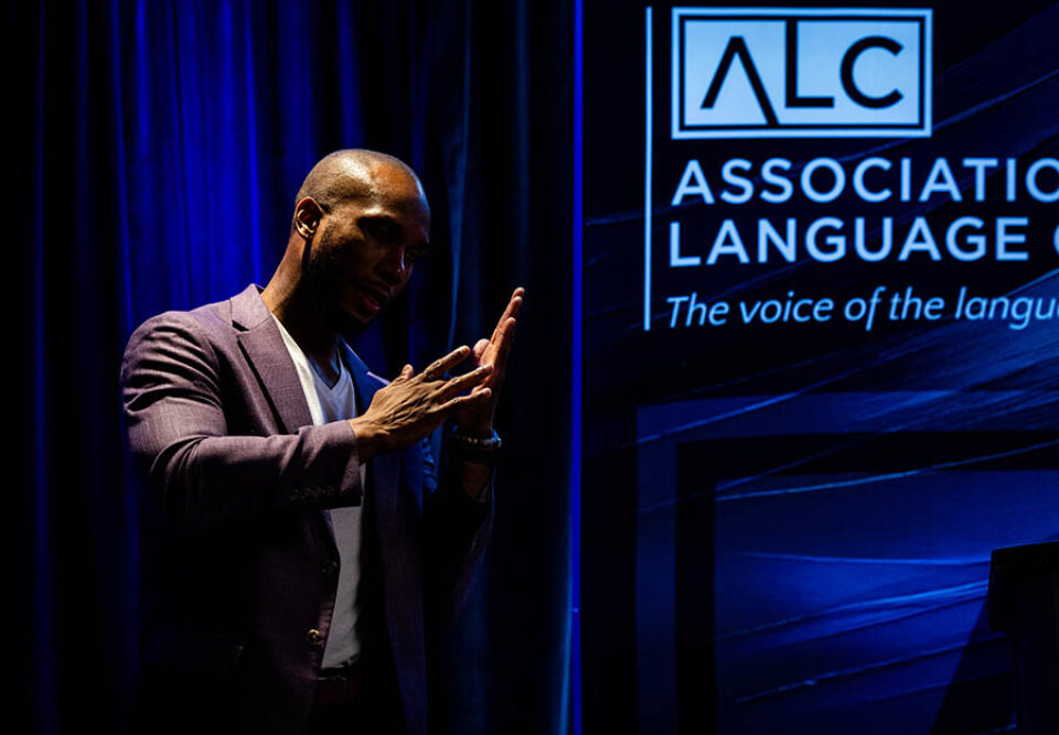 Sign language interpreter, Montreal corporate event photography