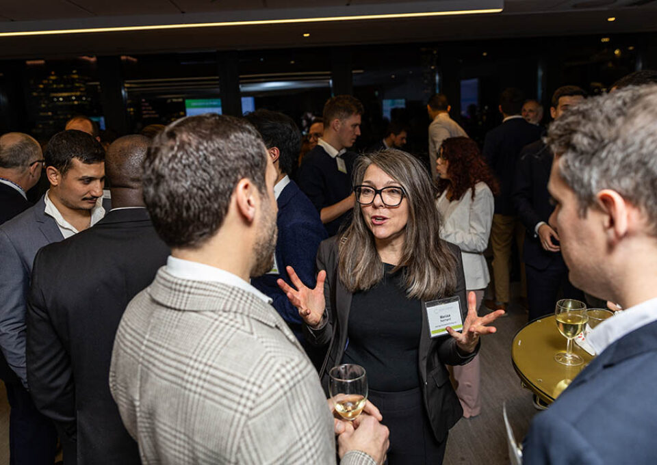 Montreal networking event photographer shot of evening socialising