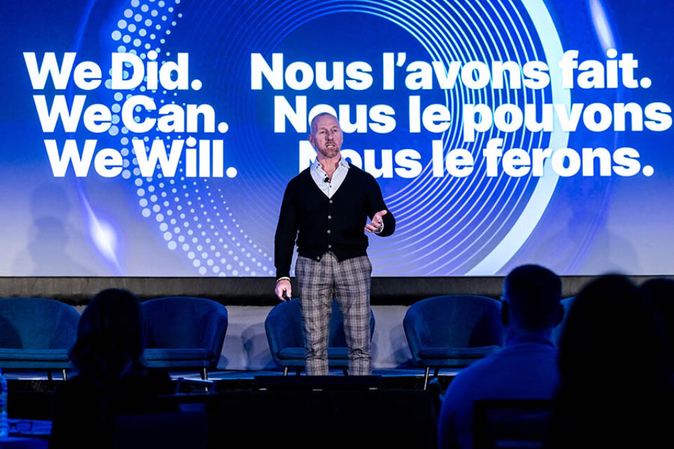 Event photography Montreal - keynote speaker