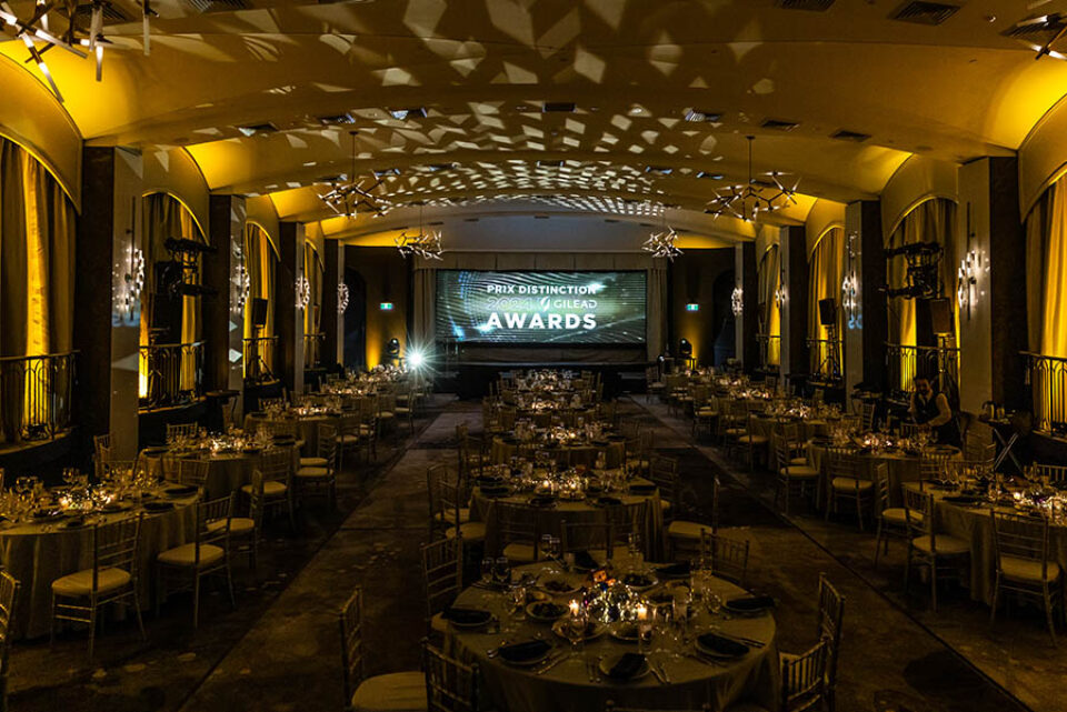 Gala awards dinner layout, Montreal conference photography