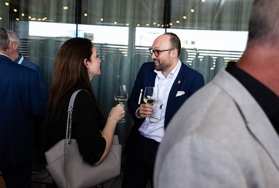 Montreal corporate event photography guests enjoy a social evening