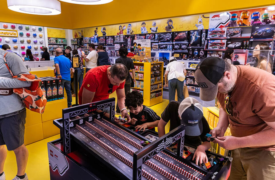 F1 fans play with LEGO in the LEGO shop, Montreal event