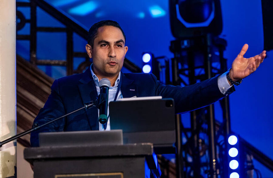 Presenter kicks off business networking event