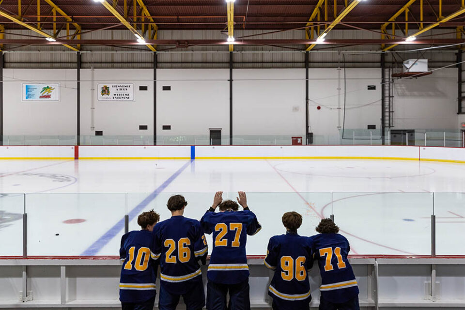 Hockey players before game - Montreal college sports photographer