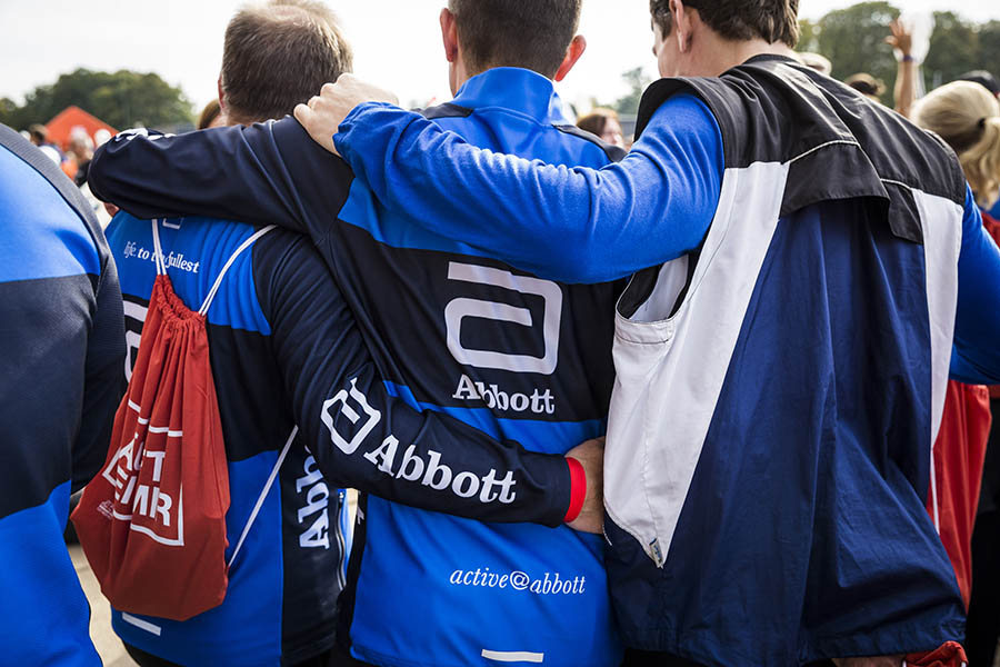 Runners with Abbott Global branding