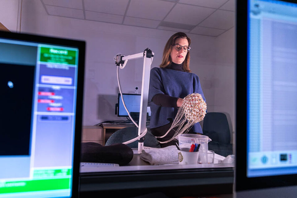 Dr Sarah Lippe editorial portrait in lab
